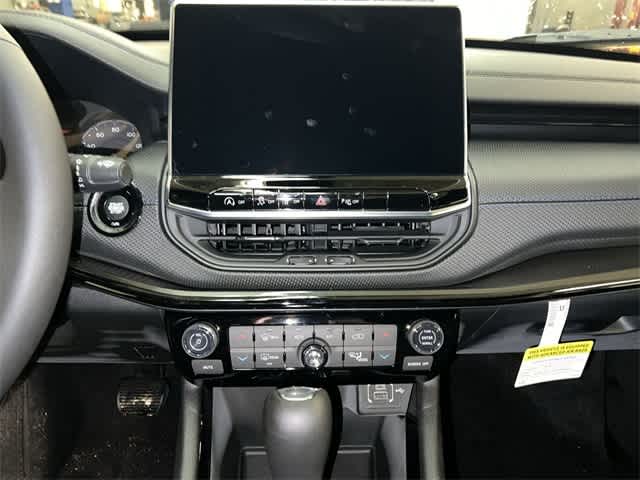 Thumbnail: 2026 Jeep Compass - 21