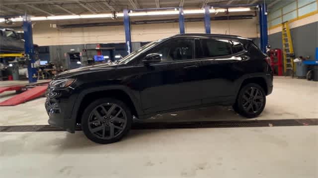 Thumbnail: 2026 Jeep Compass - 4