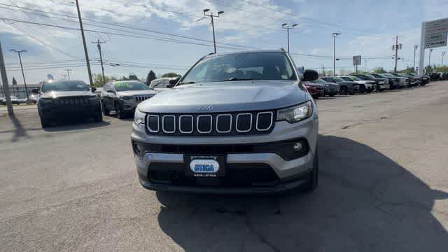Thumbnail: 2022 Jeep Compass - 3