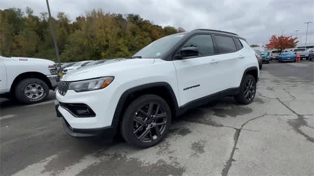 Thumbnail: 2026 Jeep Compass - 4