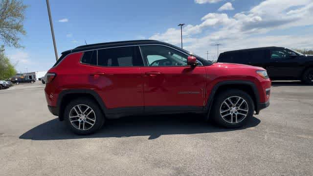 Thumbnail: 2018 Jeep Compass - 9