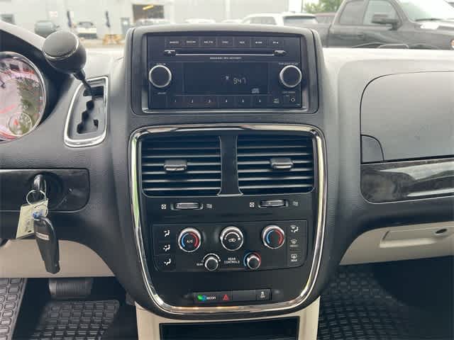 Thumbnail: 2013 Dodge Grand Caravan - 21