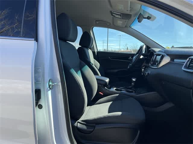 Thumbnail: 2020 Kia Sorento - 19