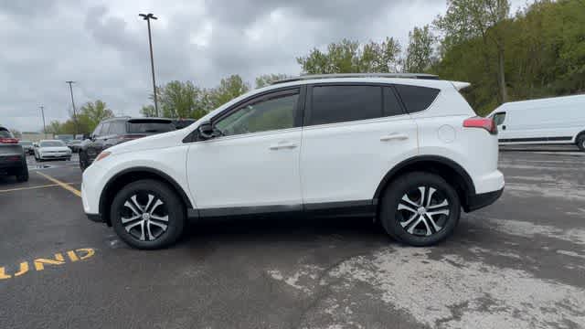 Thumbnail: 2018 Toyota RAV4 - 5