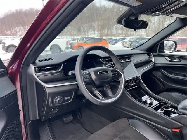 Thumbnail: 2023 Jeep Grand Cherokee - 10