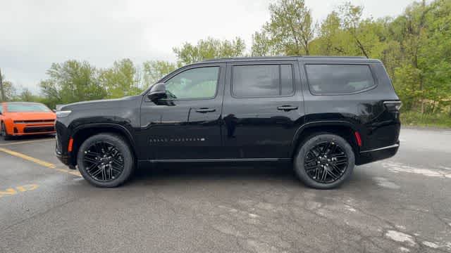 Thumbnail: 2026 Jeep Grand Wagoneer - 5