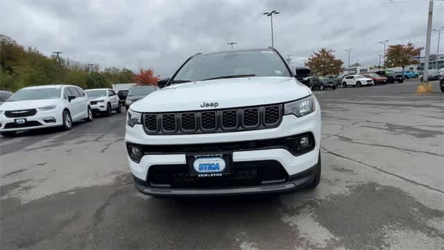 Thumbnail: 2026 Jeep Compass - 3