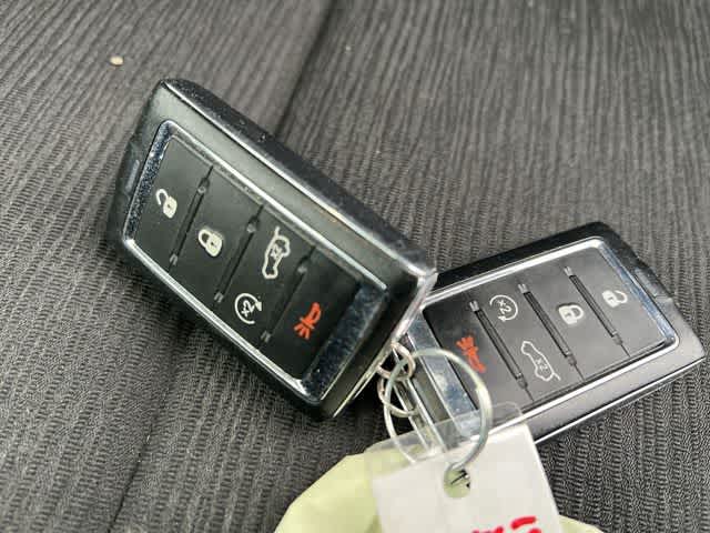 Thumbnail: 2023 Jeep Grand Cherokee - 25