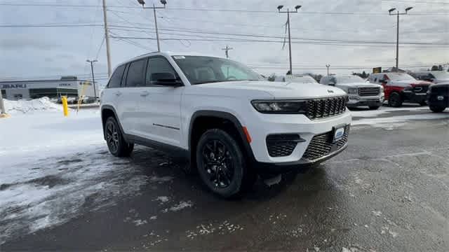 Thumbnail: 2025 Jeep Grand Cherokee - 2