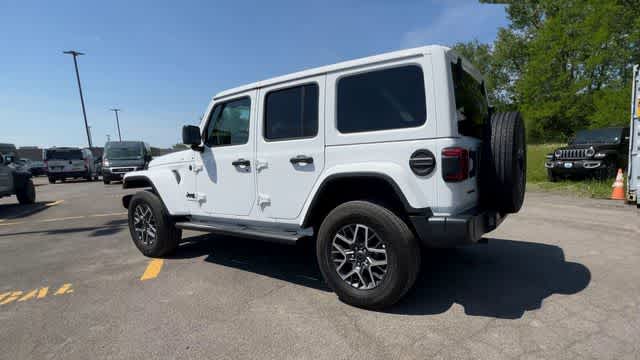 Thumbnail: 2025 Jeep Wrangler - 5