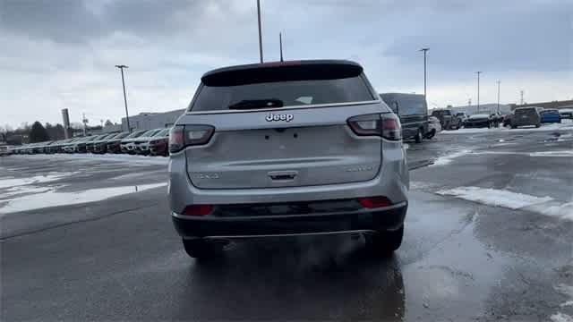 Thumbnail: 2023 Jeep Compass - 7