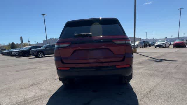Thumbnail: 2025 Jeep Grand Cherokee - 7