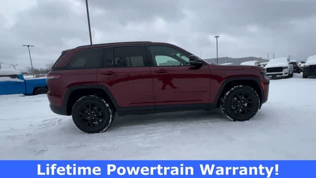 Thumbnail: 2026 Jeep Grand Cherokee - 9