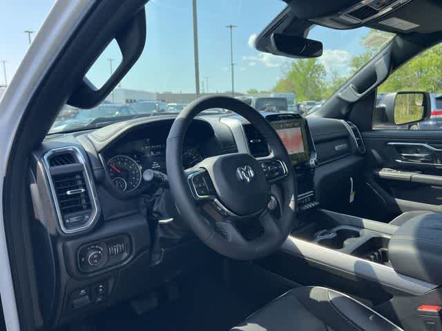 Thumbnail: 2026 RAM 1500 - 18