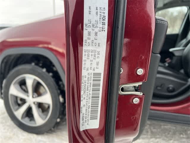 Thumbnail: 2019 Jeep Cherokee - 26