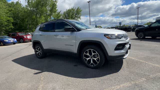 Thumbnail: 2026 Jeep Compass - 2