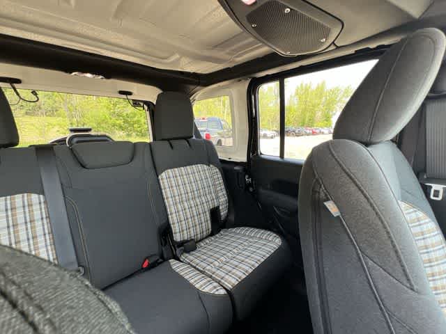 Thumbnail: 2026 Jeep Wrangler - 15
