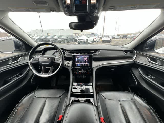 Thumbnail: 2022 Jeep Grand Cherokee - 14