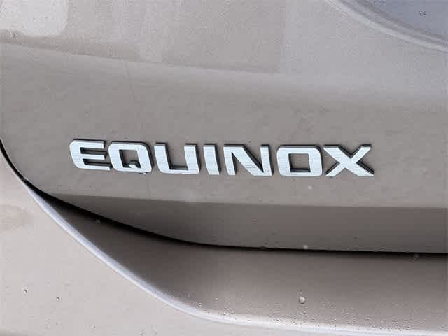 Thumbnail: 2018 Chevrolet Equinox - 11