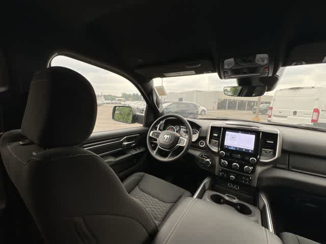 Thumbnail: 2026 RAM 1500 - 17