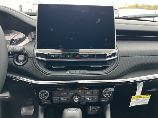 Thumbnail: 2026 Jeep Compass - 21