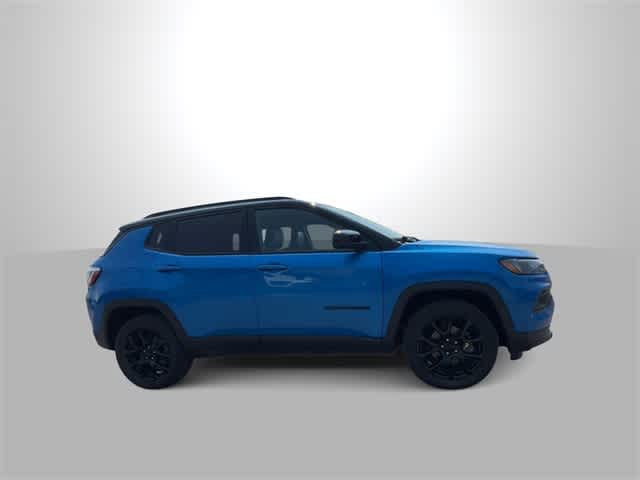 2022 Jeep Compass Latitude 9