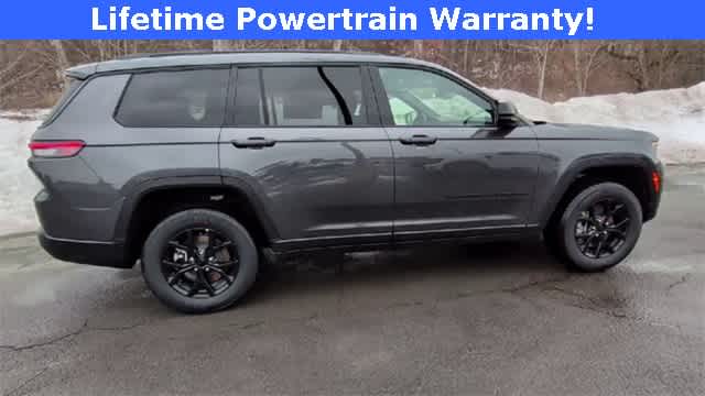 Thumbnail: 2025 Jeep Grand Cherokee L - 9