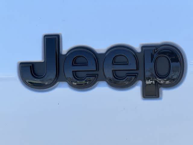 Thumbnail: 2023 Jeep Grand Cherokee - 11