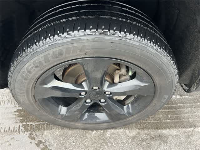 Thumbnail: 2023 Jeep Grand Cherokee - 12