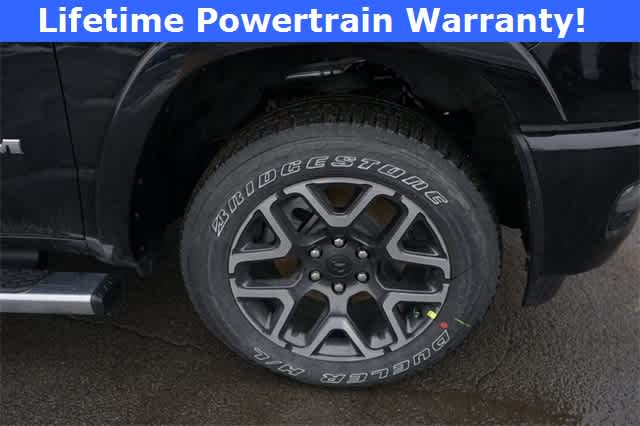 Thumbnail: 2026 RAM 1500 - 17