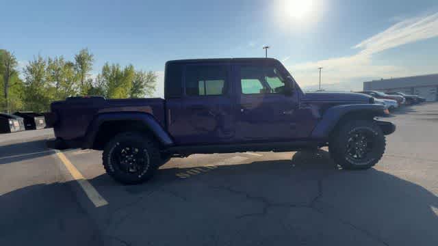 Thumbnail: 2026 Jeep Gladiator - 9