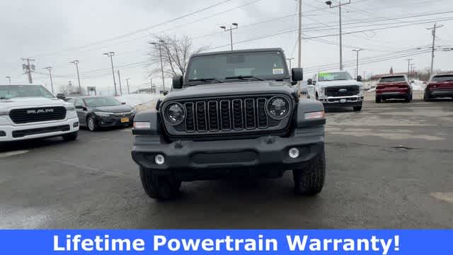 Thumbnail: 2026 Jeep Wrangler - 3