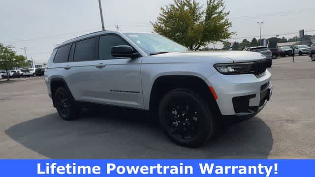 Thumbnail: 2025 Jeep Grand Cherokee L - 2