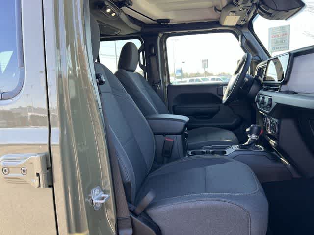 Thumbnail: 2026 Jeep Wrangler - 19