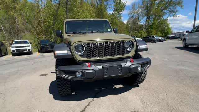 Thumbnail: 2026 Jeep Gladiator - 3