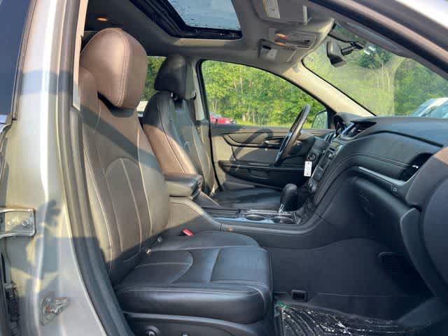 Thumbnail: 2017 Chevrolet Traverse - 15