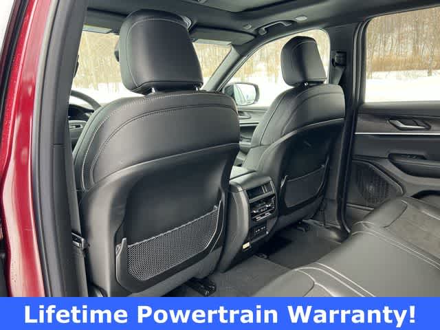 Thumbnail: 2026 Jeep Grand Cherokee - 16