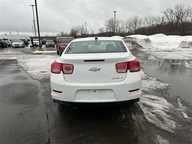 Thumbnail: 2015 Chevrolet Malibu - 13