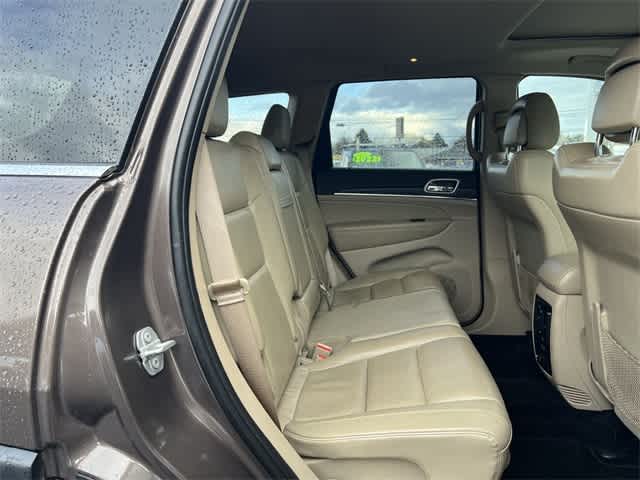 Thumbnail: 2019 Jeep Grand Cherokee - 18