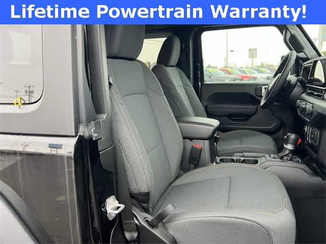 Thumbnail: 2026 Jeep Wrangler - 19