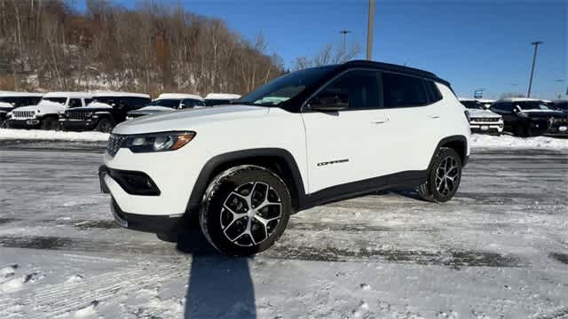 Thumbnail: 2024 Jeep Compass - 4