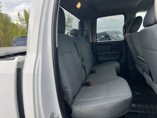 Thumbnail: 2019 RAM 1500 Classic - 26