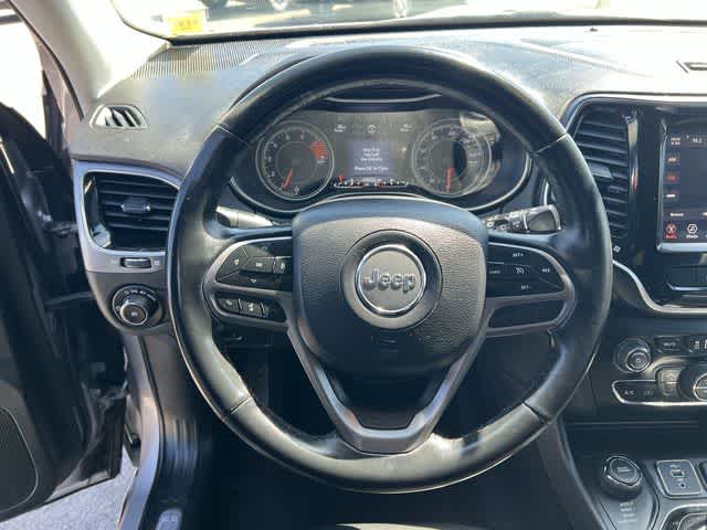 Thumbnail: 2019 Jeep Cherokee - 19