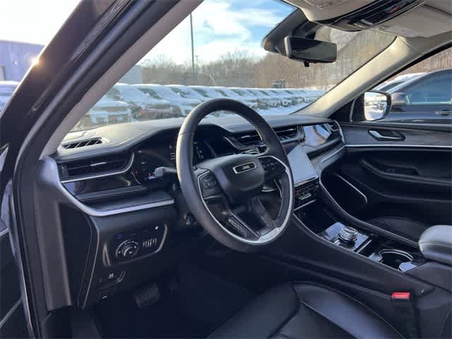 Thumbnail: 2022 Jeep Grand Cherokee - 10