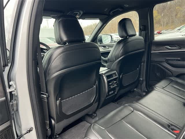 Thumbnail: 2025 Jeep Grand Cherokee - 16