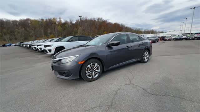 Thumbnail: 2016 Honda Civic - 4