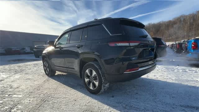 Thumbnail: 2022 Jeep Grand Cherokee - 6