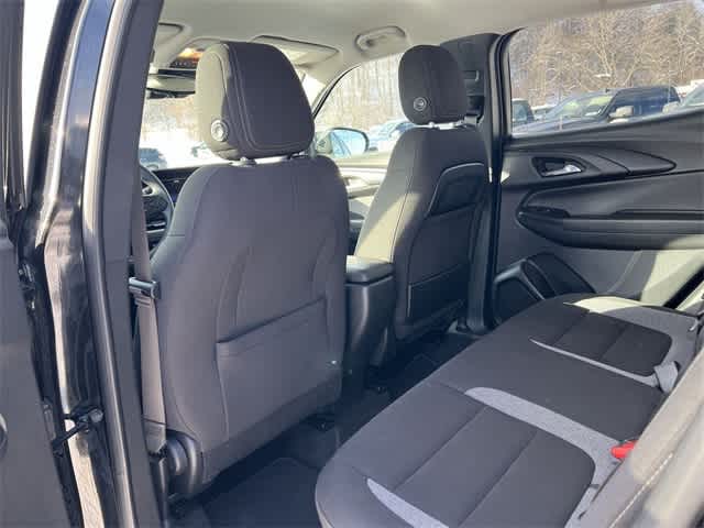 Thumbnail: 2025 Chevrolet TrailBlazer - 16