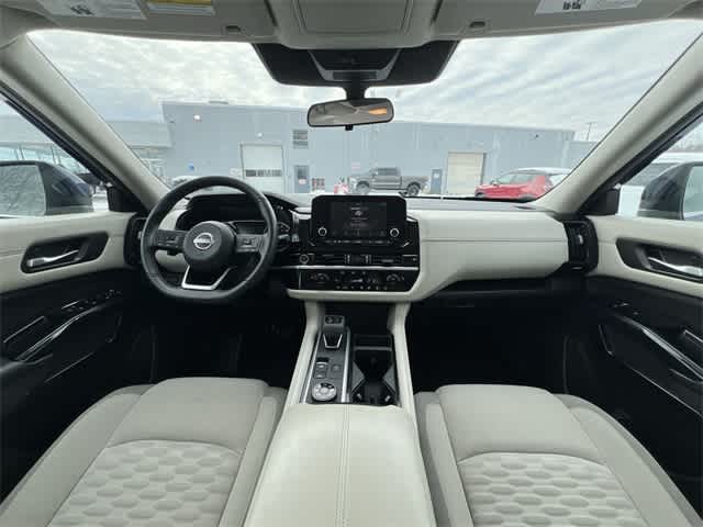 Thumbnail: 2022 Nissan Pathfinder - 14