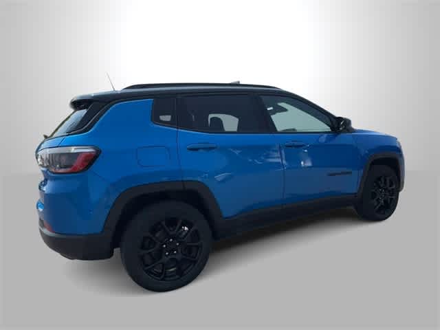 2022 Jeep Compass Latitude 8
